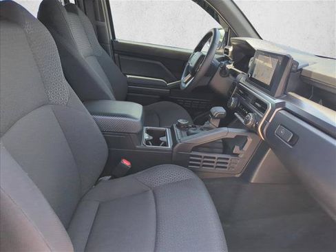 Used 2025 Toyota 4Runner SR5 AWD/4WD image 24