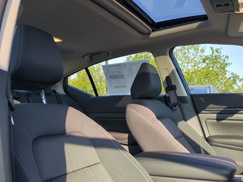 New 2026 Nissan Altima 2.5 SV w/ SV Special Edition Package FWD image 39