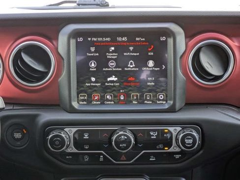 Used 2023 Jeep Gladiator Rubicon w/ Trailer Tow Package AWD/4WD image 18