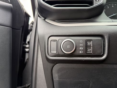 Used 2023 Ford Explorer XLT w/ Equipment Group 202A image 14