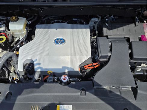 Used 2019 Toyota Highlander XLE image 25