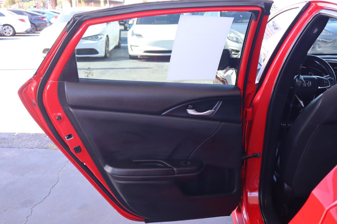 Used 2019 Honda Civic Sport image 17