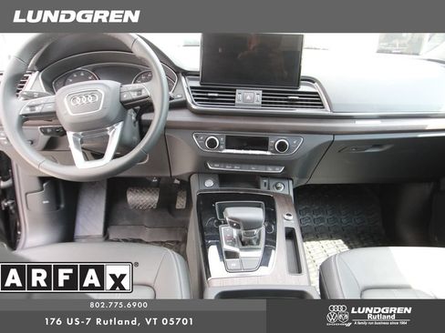 Used 2023 Audi Q5 2.0T Premium w/ Convenience Package AWD/4WD image 21
