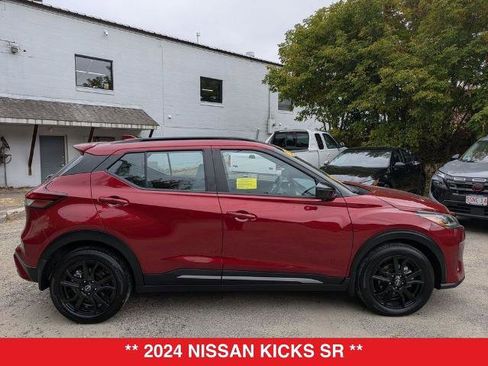 Certified 2024 Nissan Kicks SR w/ SR Premium Package image 3
