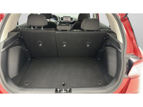 Used 2025 Hyundai Venue SEL FWD image 24