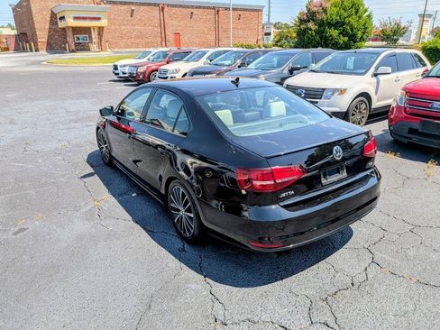 Used 2016 Volkswagen Jetta Sport w/ Lighting Package FWD image 38