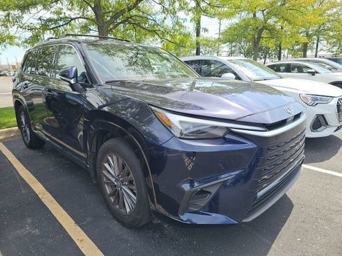 Used 2024 Lexus TX 350 AWD w/ Cold Weather Package image 2