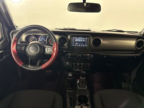 Used 2018 Jeep Wrangler Unlimited Sport S AWD/4WD image 26