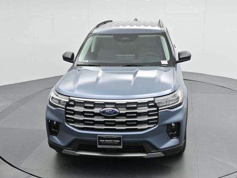Used 2025 Ford Explorer Active image 43