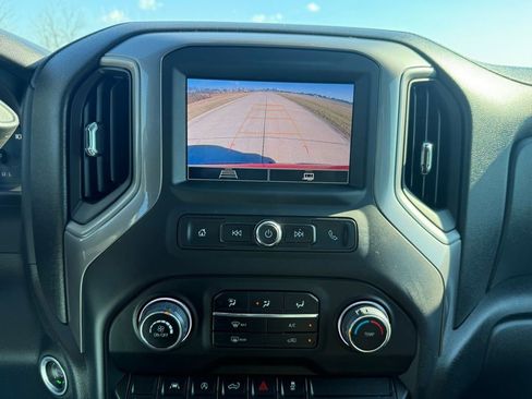 Used 2023 Chevrolet Silverado 1500 Custom image 38