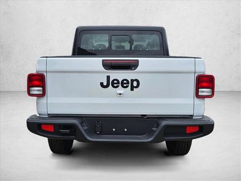 New 2026 Jeep Gladiator Sport image 7