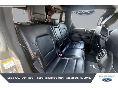Used 2025 Ford Bronco Outer Banks w/ Sasquatch Package AWD/4WD image 20