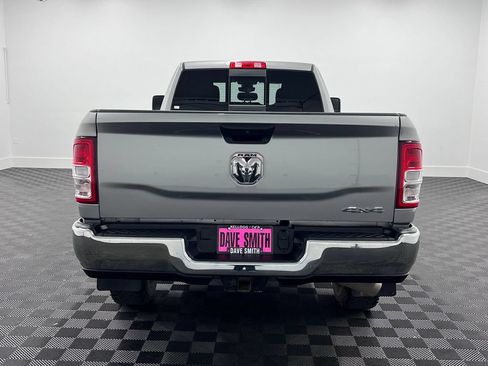 Used 2024 RAM 3500 Tradesman w/ Chrome Appearance Group AWD/4WD image 10
