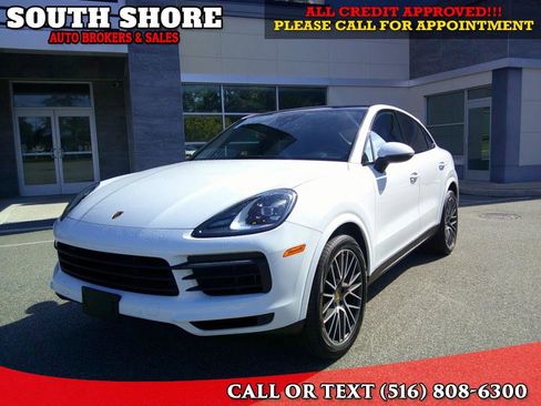 Used 2020 Porsche Cayenne image 1