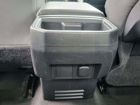 Used 2025 Toyota Tacoma SR image 24