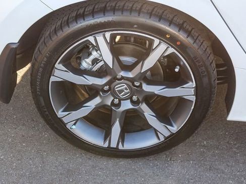 Used 2025 Honda Civic Sport Touring image 13