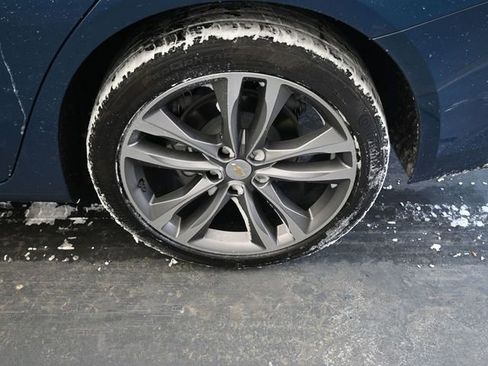 Used 2024 Chevrolet Malibu LT image 15