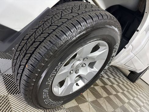 Used 2023 RAM 1500 Big Horn image 30