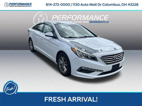 Used 2015 Hyundai Sonata SE FWD image 1