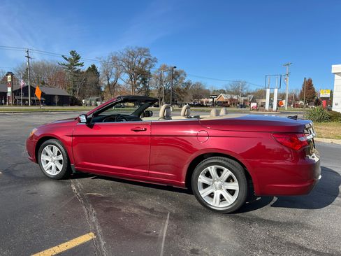 Used 2012 Chrysler 200 Touring image 4