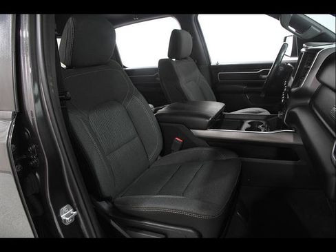 Used 2020 RAM 1500 Big Horn AWD/4WD image 17