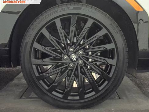 Used 2025 Hyundai Santa Fe Calligraphy image 9