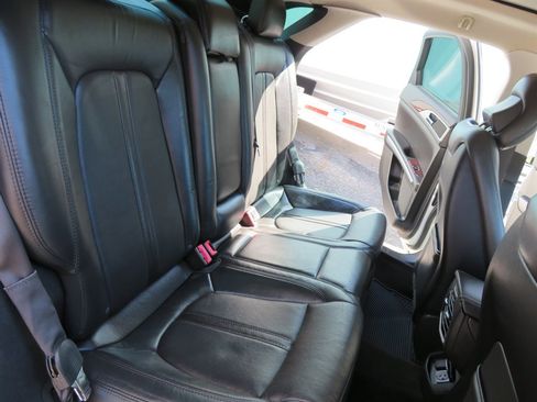 Used 2013 Lincoln MKZ Reserve image 35