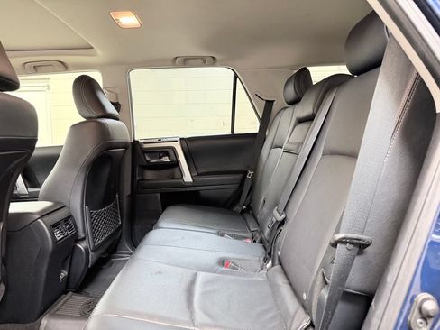 Used 2020 Toyota 4Runner Limited AWD/4WD image 20