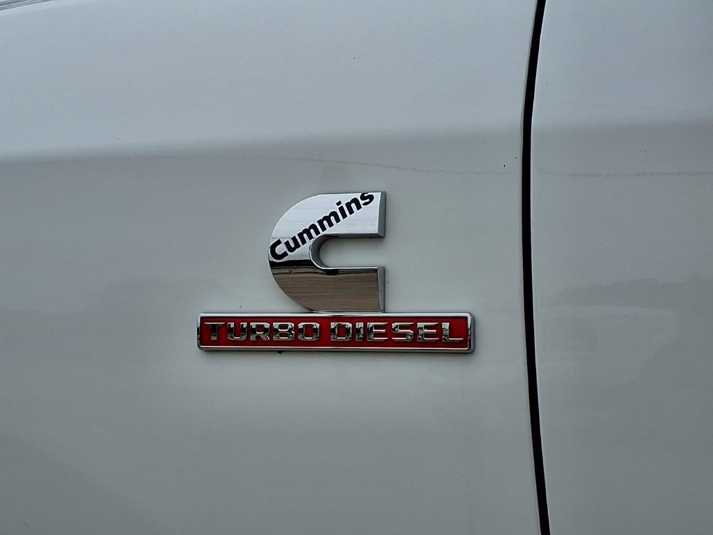 Used 2024 RAM 2500 Big Horn w/ Off Road Package AWD/4WD image 9
