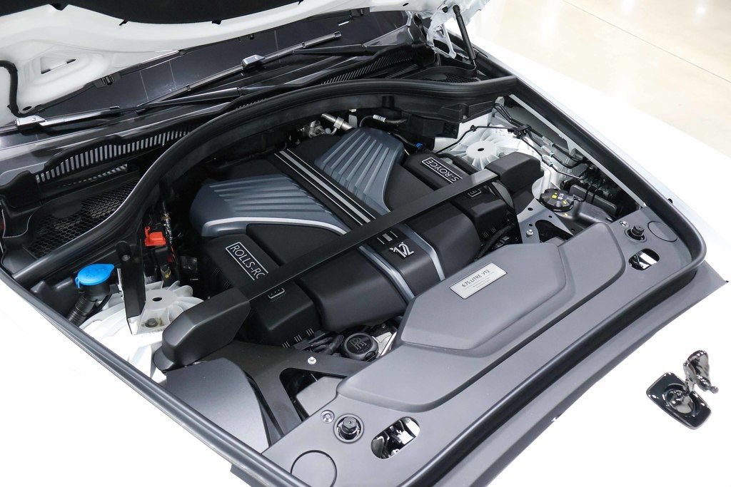 Used 2025 Rolls-Royce Cullinan Black Badge AWD/4WD image 81