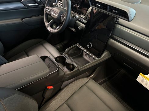 New 2026 GMC Terrain AT4 w/ Convenience Package III AWD/4WD image 16