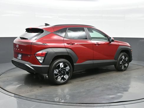 Used 2025 Hyundai Kona SEL AWD/4WD image 6
