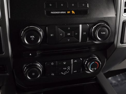 Used 2017 Ford F250 XLT w/ Snow Plow Prep Package image 20