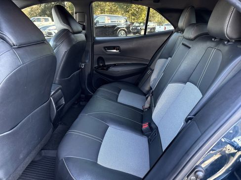 Used 2021 Toyota Corolla XSE image 13