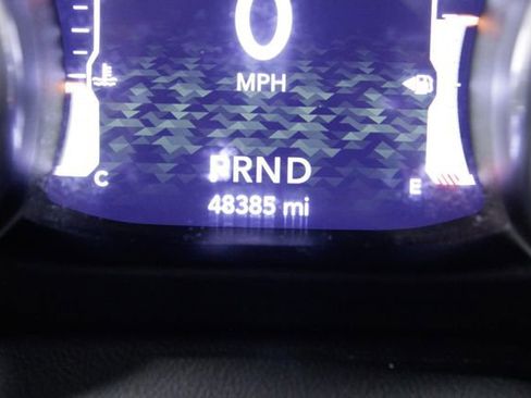 Used 2022 Jeep Wrangler Unlimited Rubicon image 26