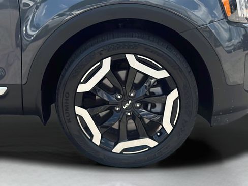 Certified 2023 Kia Telluride S w/ S Sunroof Package FWD image 10