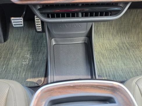 Used 2023 Rivian R1S Launch Edition AWD/4WD image 46