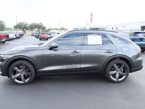 Used 2025 Genesis GV70 3.5T Sport w/ Sport Prestige Package AWD/4WD image 6
