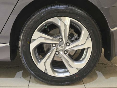 Used 2018 Honda Accord EX-L image 8