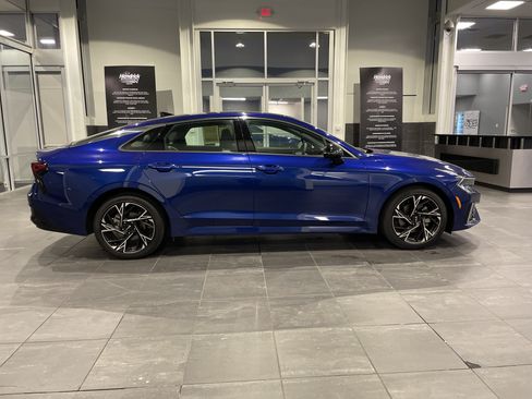 Used 2025 Kia K5 GT-Line w/ GT-Line Premium Package FWD image 11