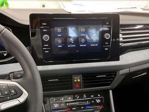 New 2026 Volkswagen Jetta SE image 9