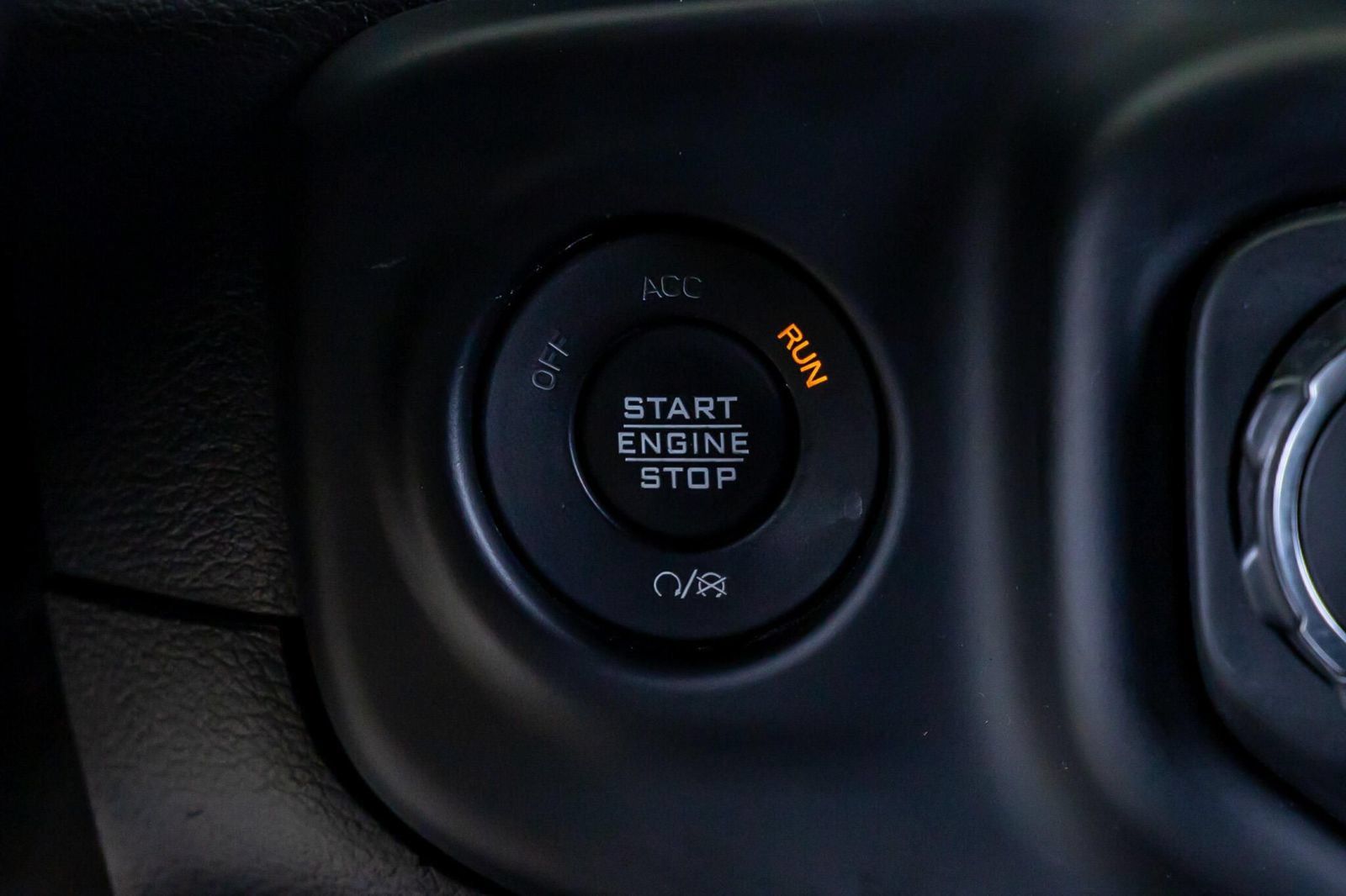 Used 2021 Jeep Gladiator Overland AWD/4WD image 20