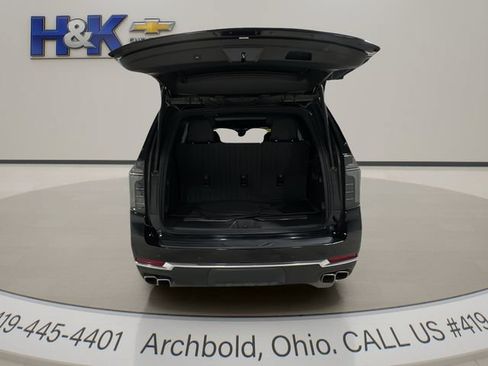 Used 2025 Chevrolet Tahoe High Country AWD/4WD image 30