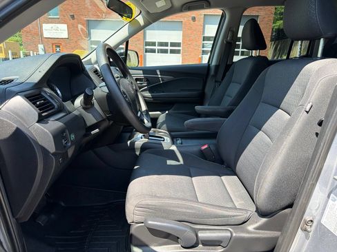 Used 2019 Honda Ridgeline Sport image 15