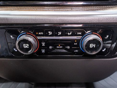 Used 2022 Chevrolet Silverado 1500 LT w/ Z71 Off-Road Package image 21