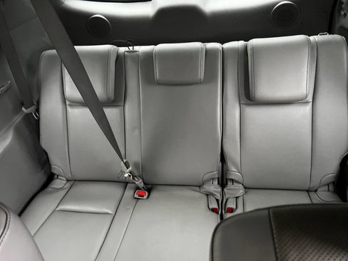 Used 2016 Toyota Highlander Limited Platinum image 18