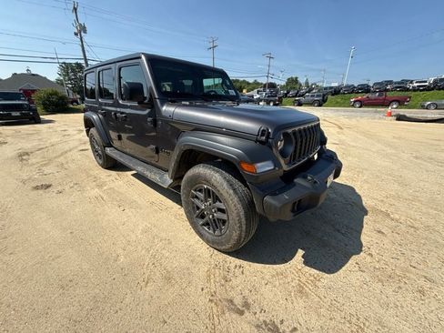 New 2026 Jeep Wrangler Unlimited Sport AWD/4WD image 7