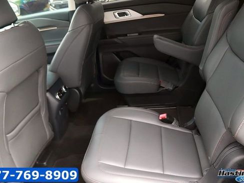 Certified 2025 Ford Explorer Active w/ Active Comfort Package image 13