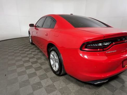Used 2022 Dodge Charger SXT RWD image 6