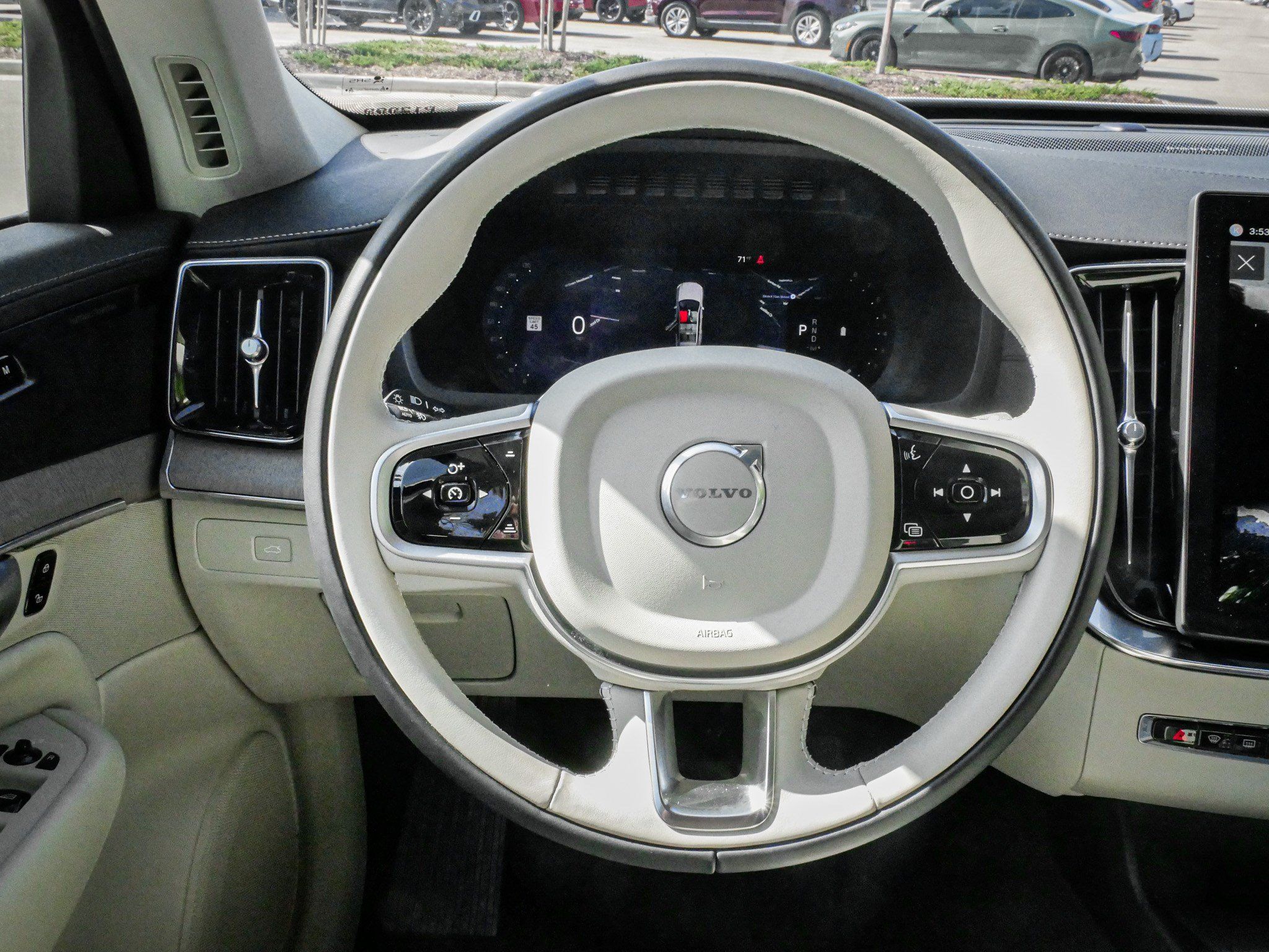 Used 2026 Volvo XC90 B6 Ultra w/ Protection Package Premier AWD/4WD image 18